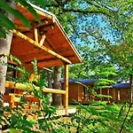 Zecamping 4 Etoiles Familial Hammam Bain A Remous Et Sauna Horská chata *