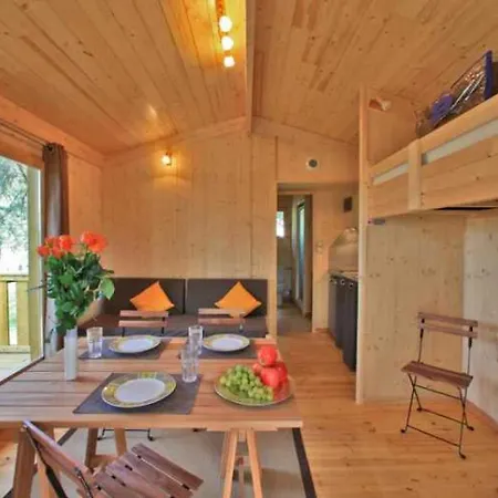 Zecamping 4 étoiles Familial Hammam Bain à Remous Et Sauna Chalé Albi