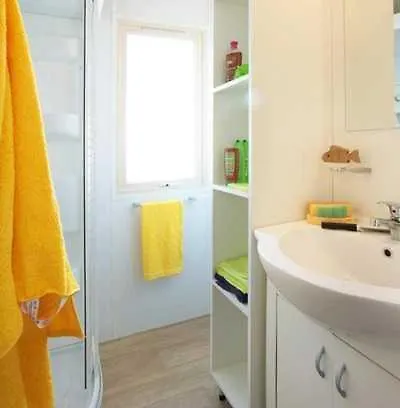 Zecamping 4 étoiles Familial Hammam Bain à Remous Et Sauna Chalé *