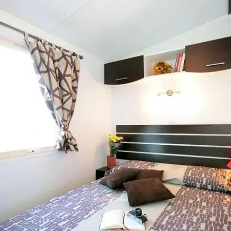 مكان تخييم 4 Etoiles - Piscine - Ef0cca *